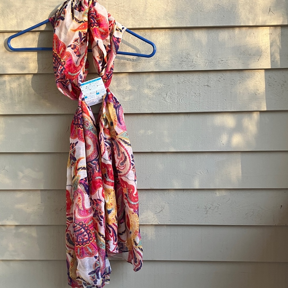 Daiso Multicolor Paisley Scarf
